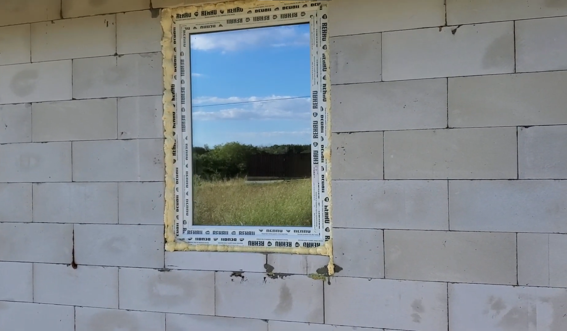 https://nizhnevartovsk.delaem-okna.ru/storage/app/uploads/public/63f/305/ed2/63f305ed28ff9698974890.png